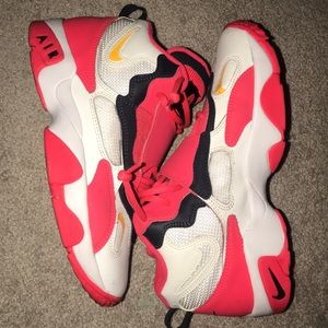 Nike Air Speed Turf